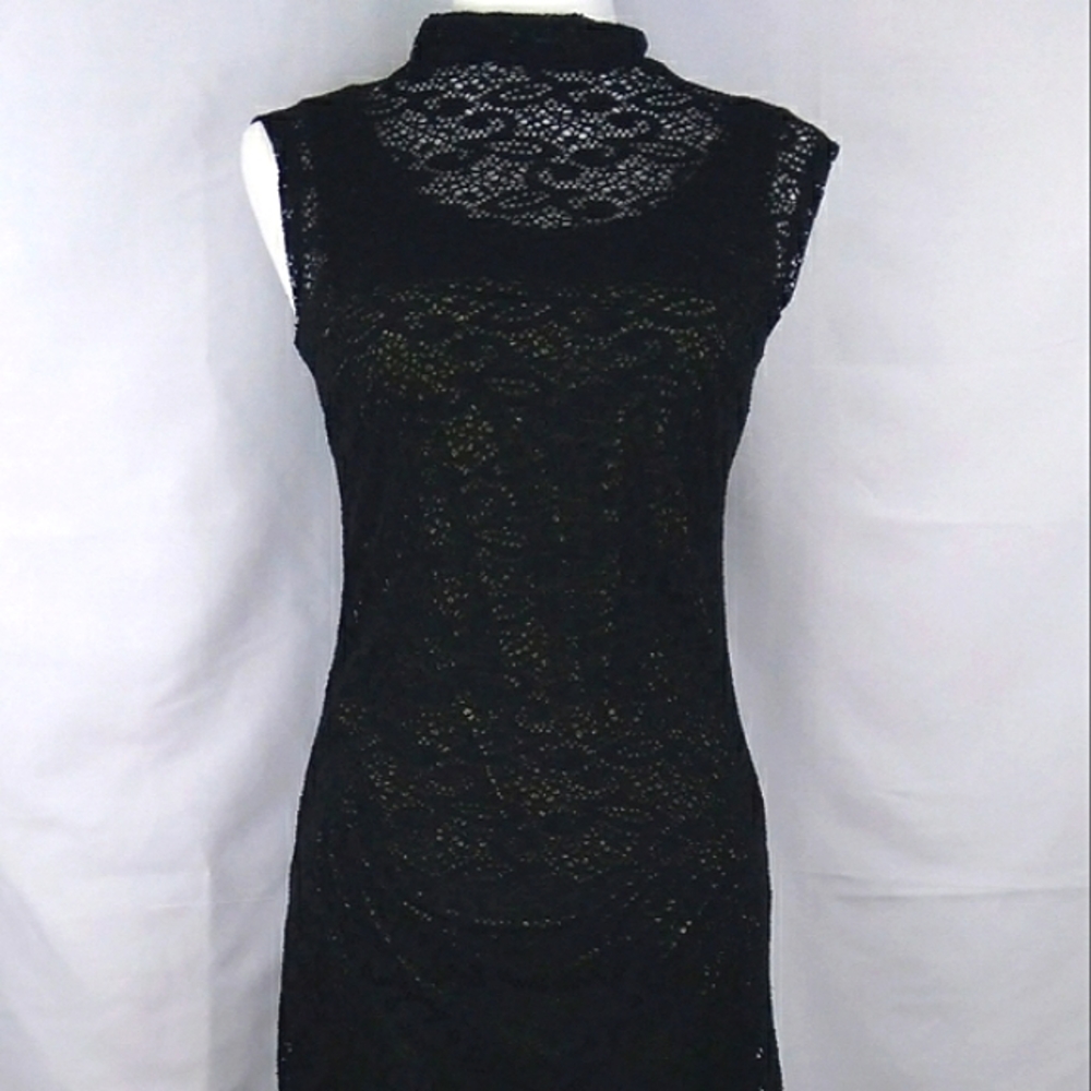 Hunt No More Long Black & Gold Lace Dress M